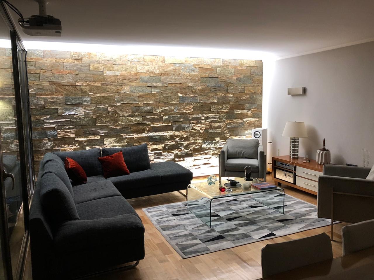 LED strip mupi totem