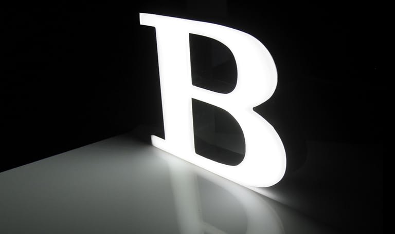 frontline m rigid light bar letter